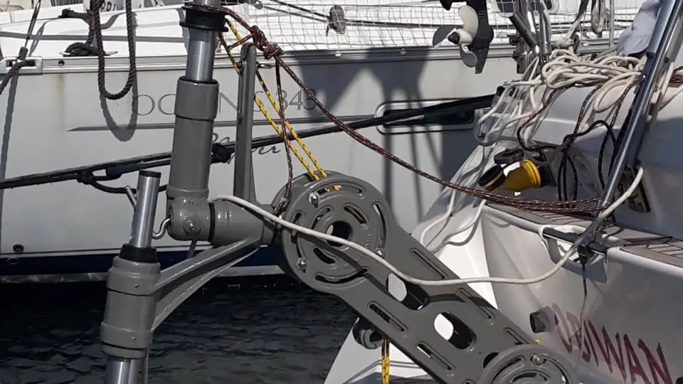 Sailboat maintaining course autonomously with an S 440 windvane